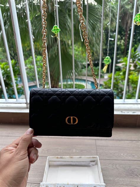 dior caro wallet on chain